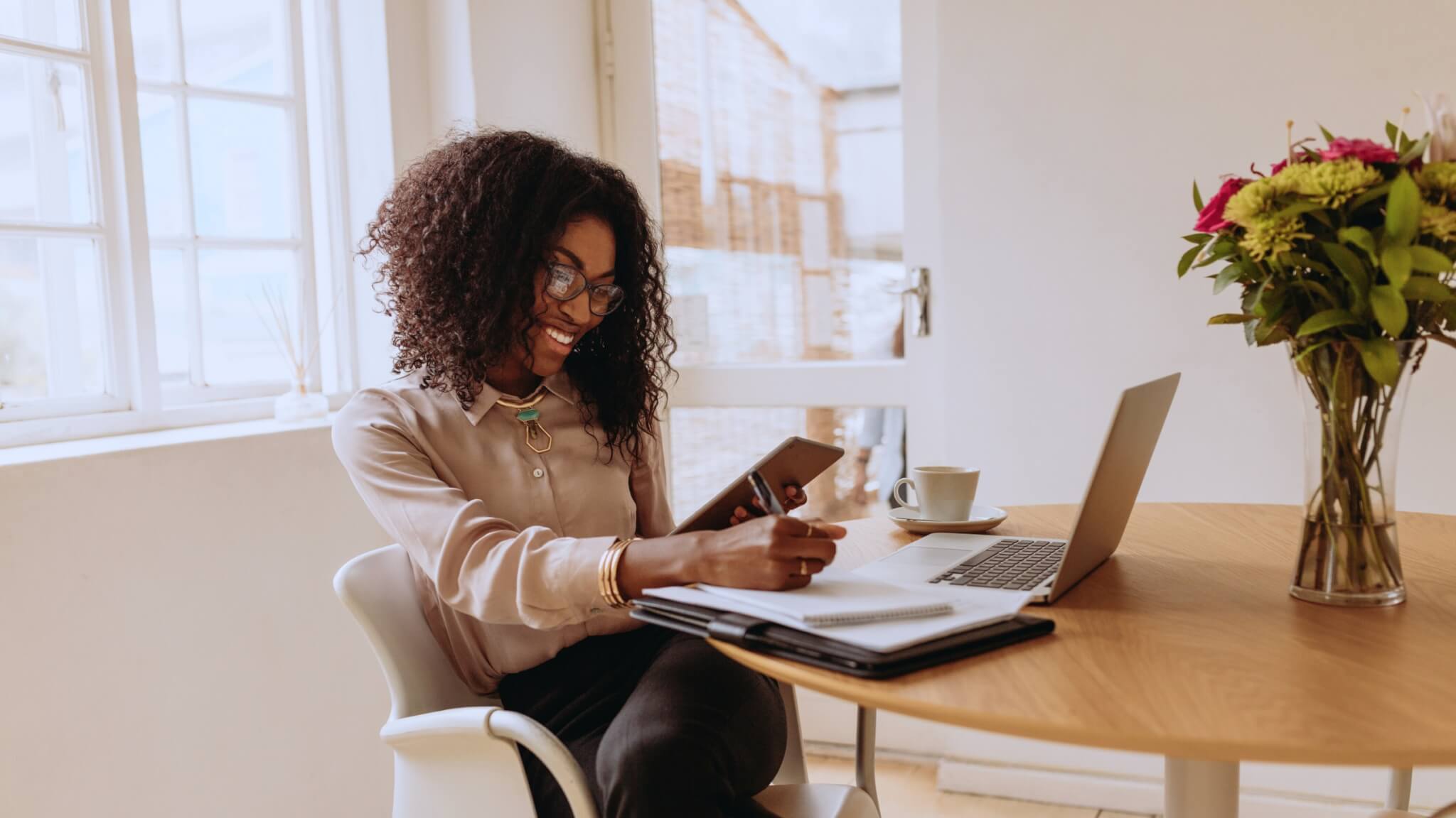 12 Top Notepads and Apps For Electronic Note-Taking (+ Tips)