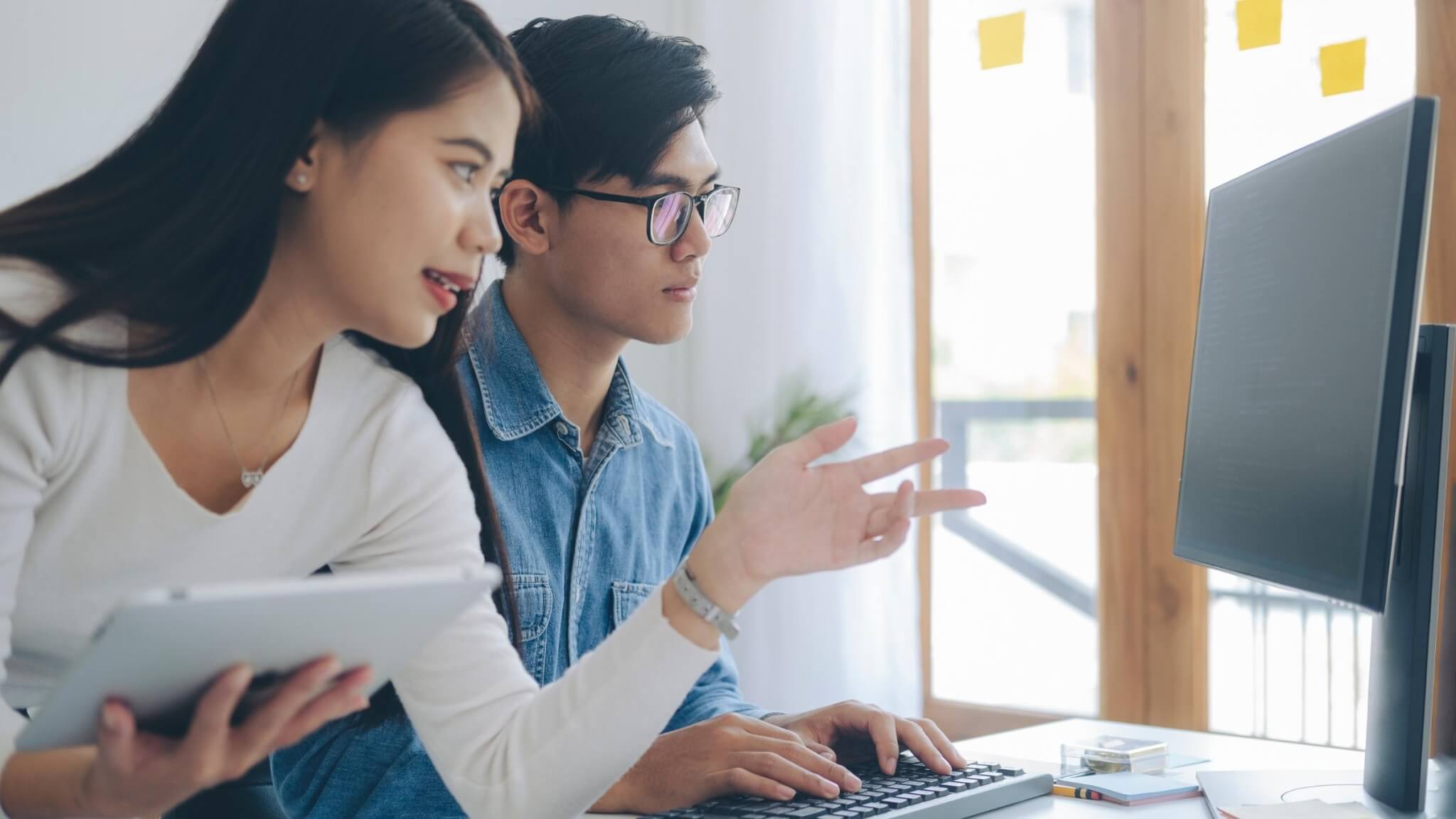 From Software Engineering to Project Management: 10 Tips