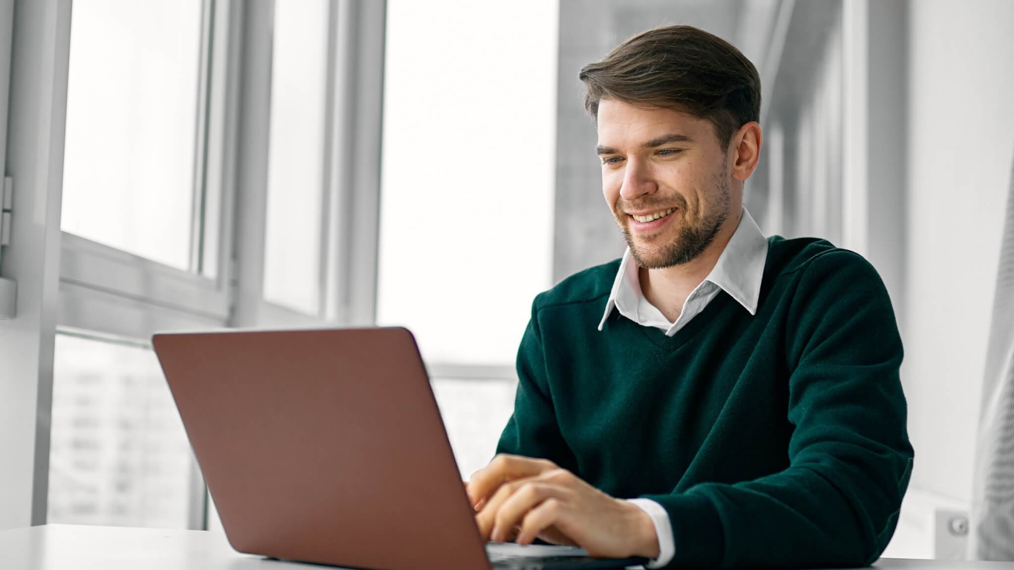 How to Transcribe a Video Meeting: 4 Easy Ways