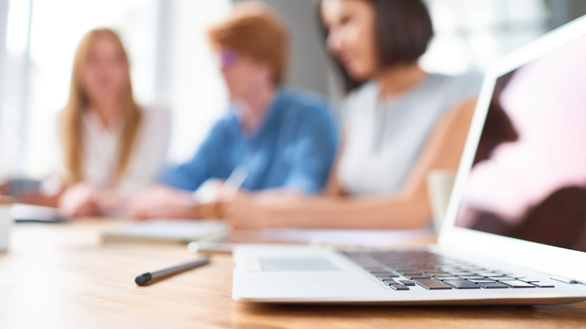 How to Write Meeting Minutes [Templates and Best Practices]