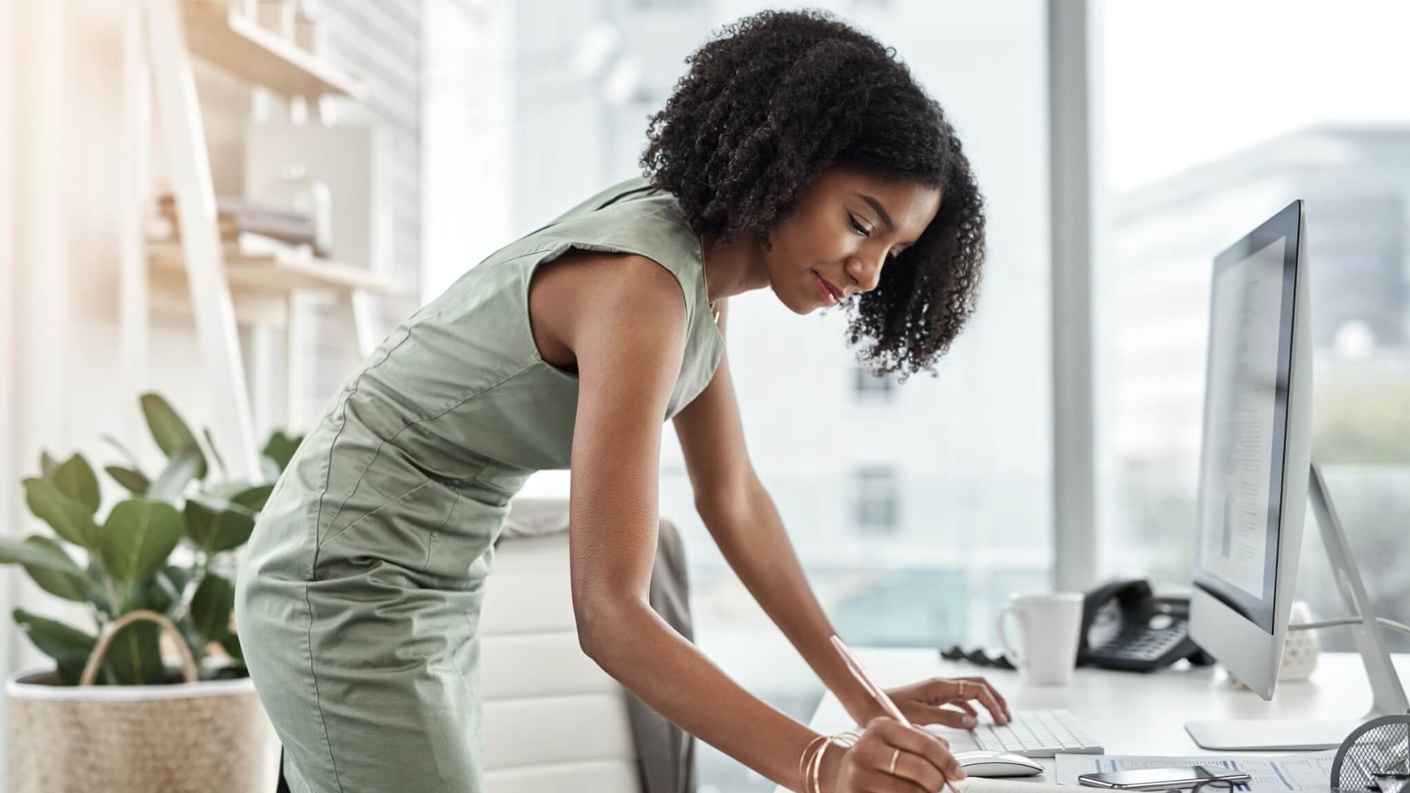 How to Set Productivity Goals for 2024 [+ Examples]