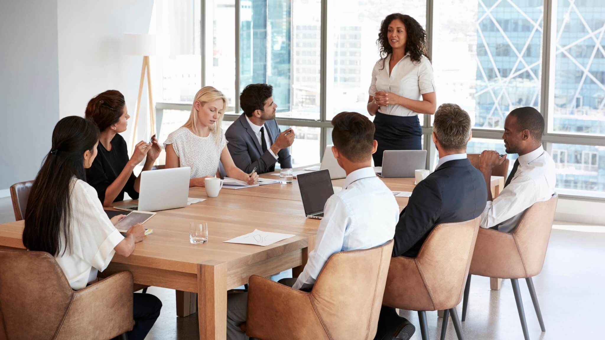 8 Strategies to Run Successful Sales Meetings
