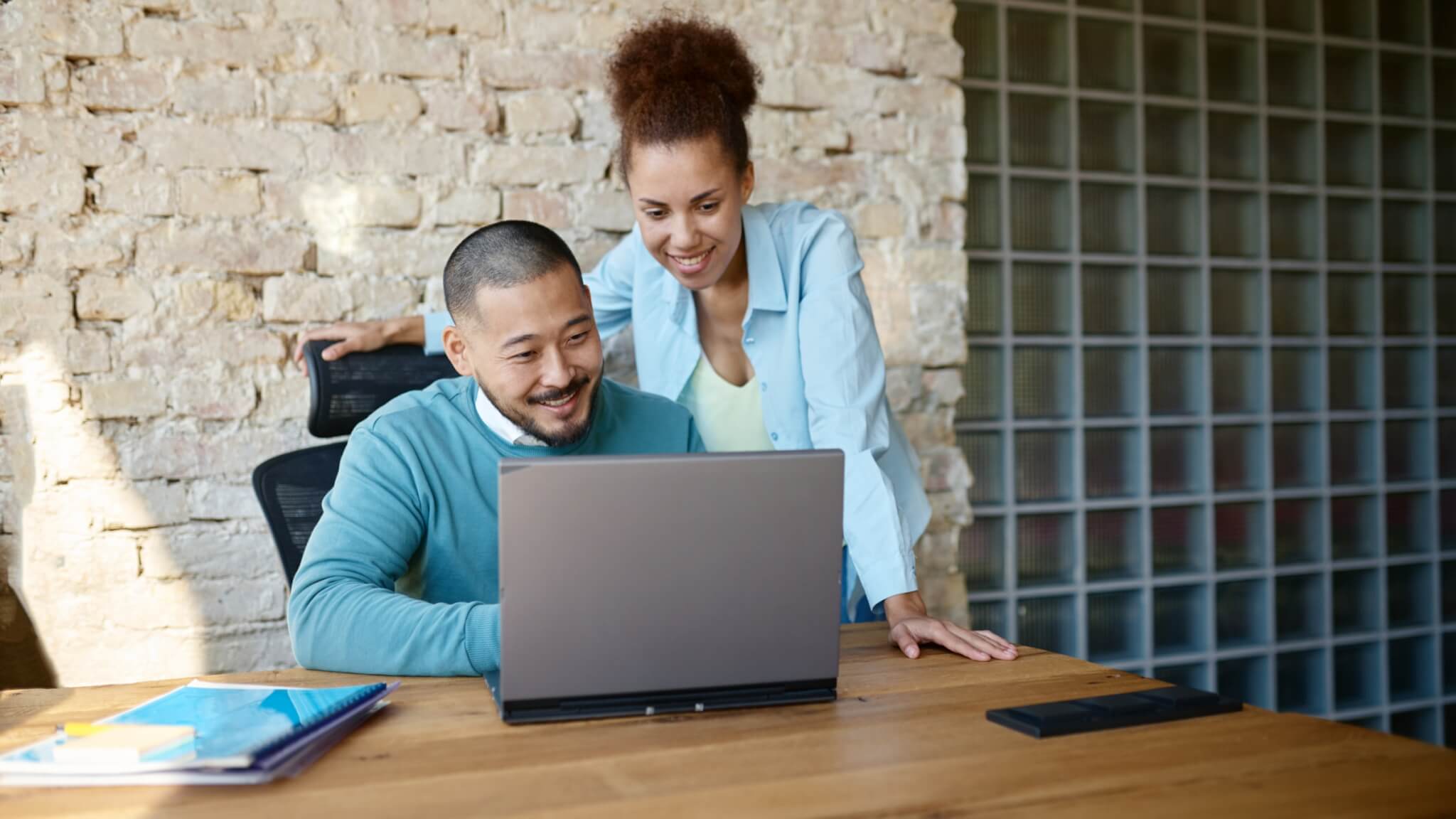 6 Best Team Chat Apps for Work in 2024